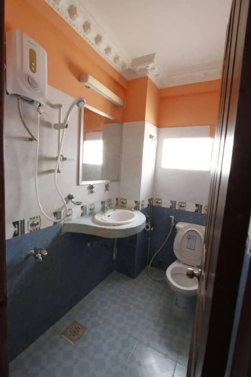 Adan World Hostel - photo 7