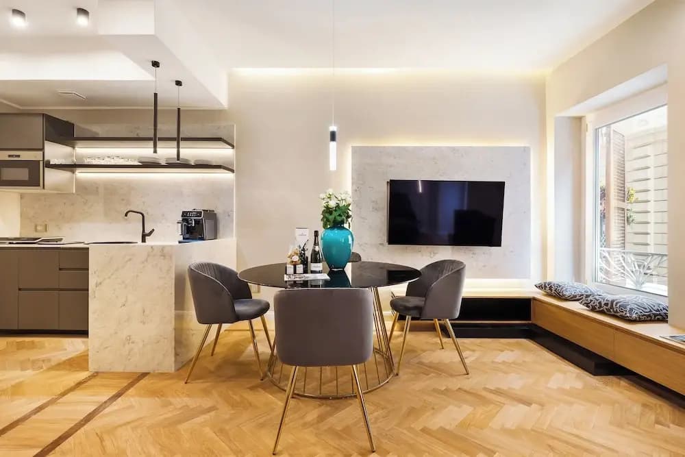 Spanish Steps Apartments - photo 47