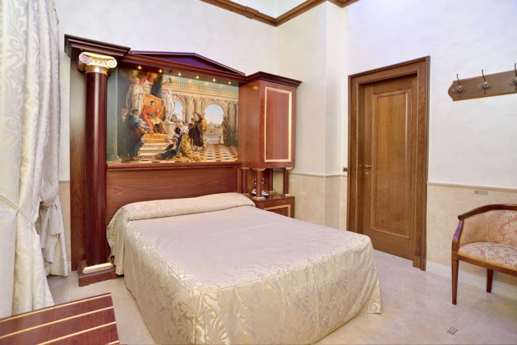 Hotel Pantheon - photo 10