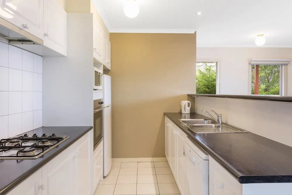 Hawthorn Gardens Serviced Apartments - photo 15