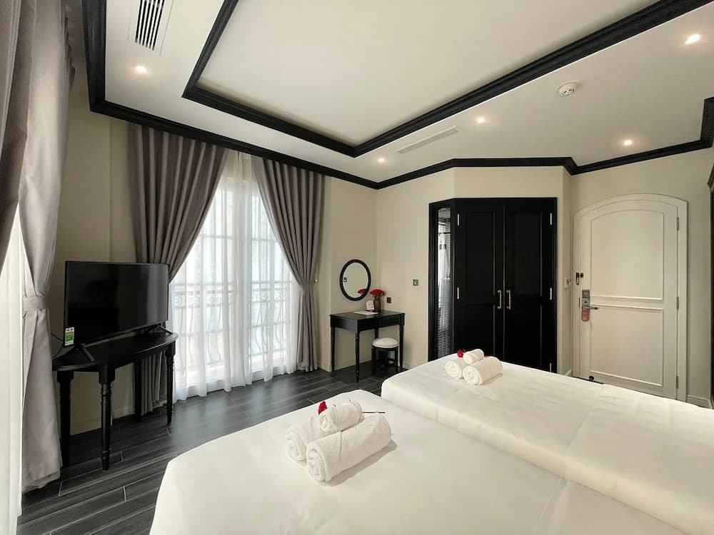Le Bonheur Hotel - photo 6