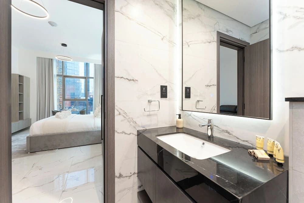 PVH - Royal Regency - Modern Studio - photo 7