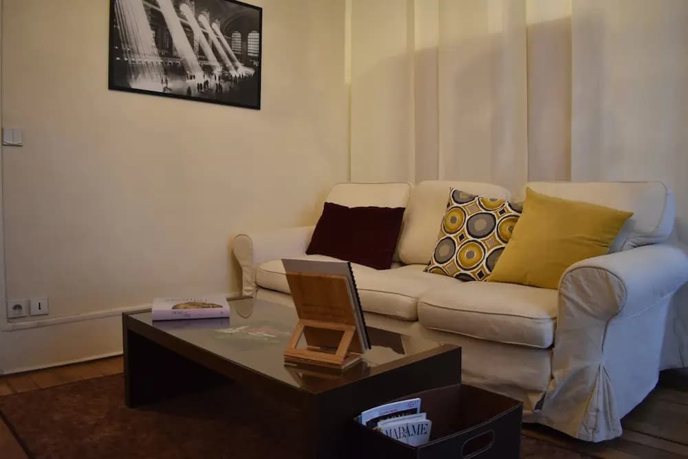 1 Bedroom Apartment In 16Th Arrondissement - photo 7