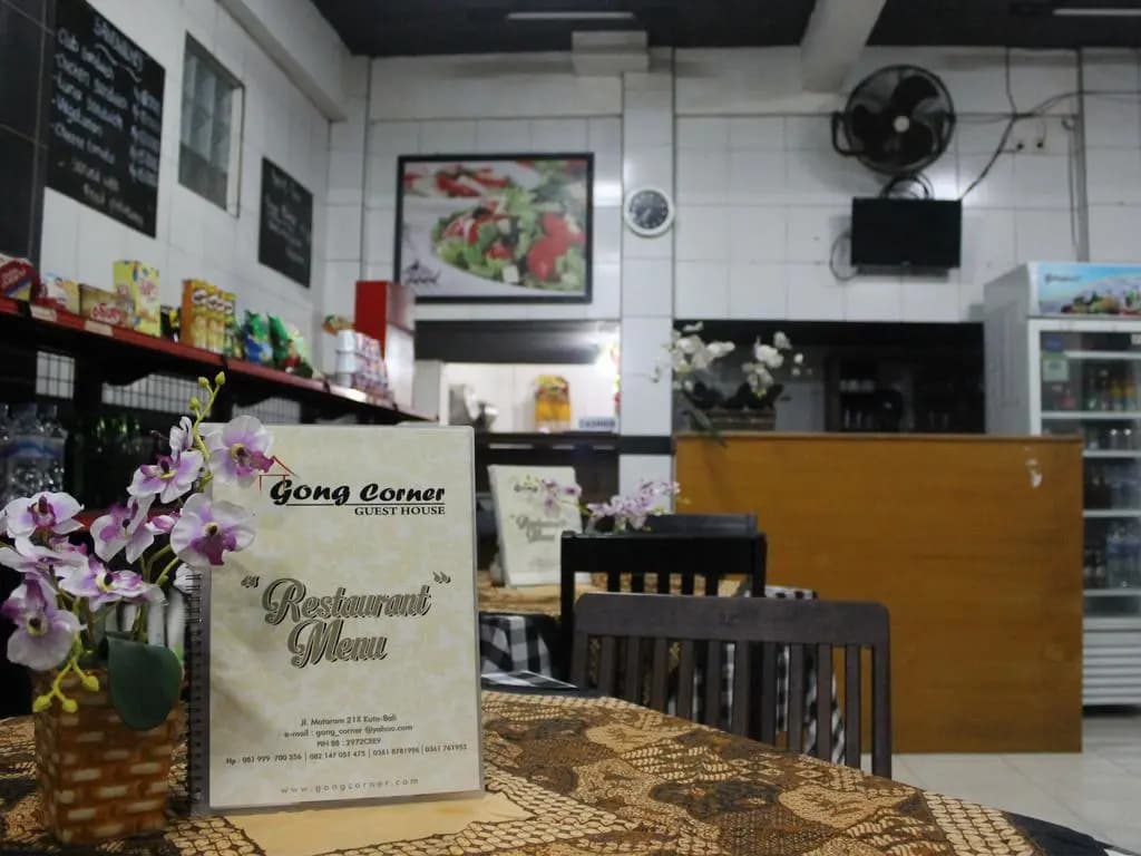 Gong Corner Guesthouse - photo 11