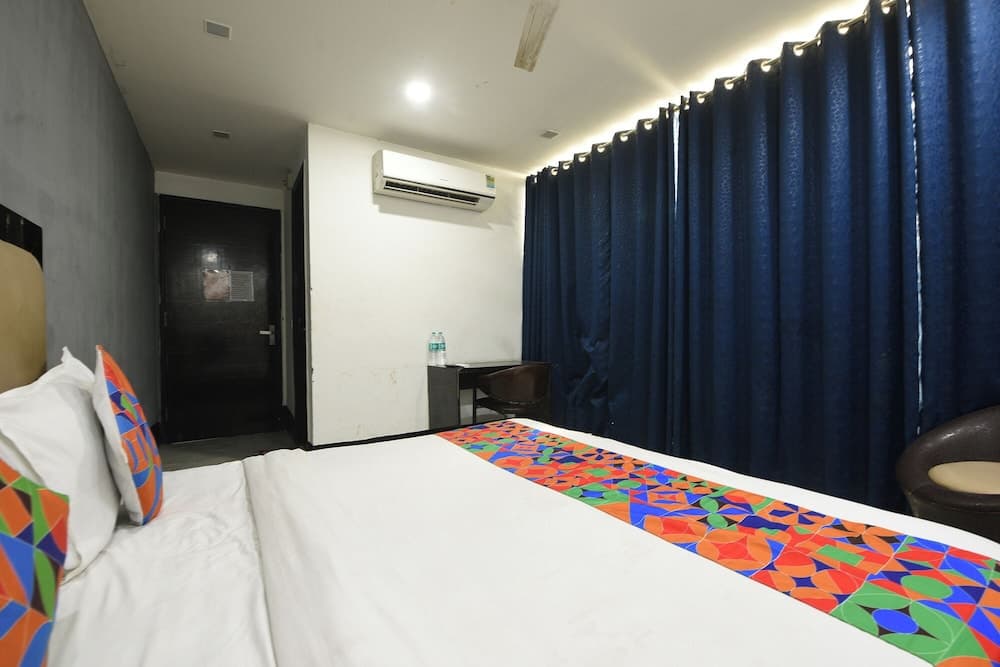 FabHotel Moody Inn Kalkaji - photo 8