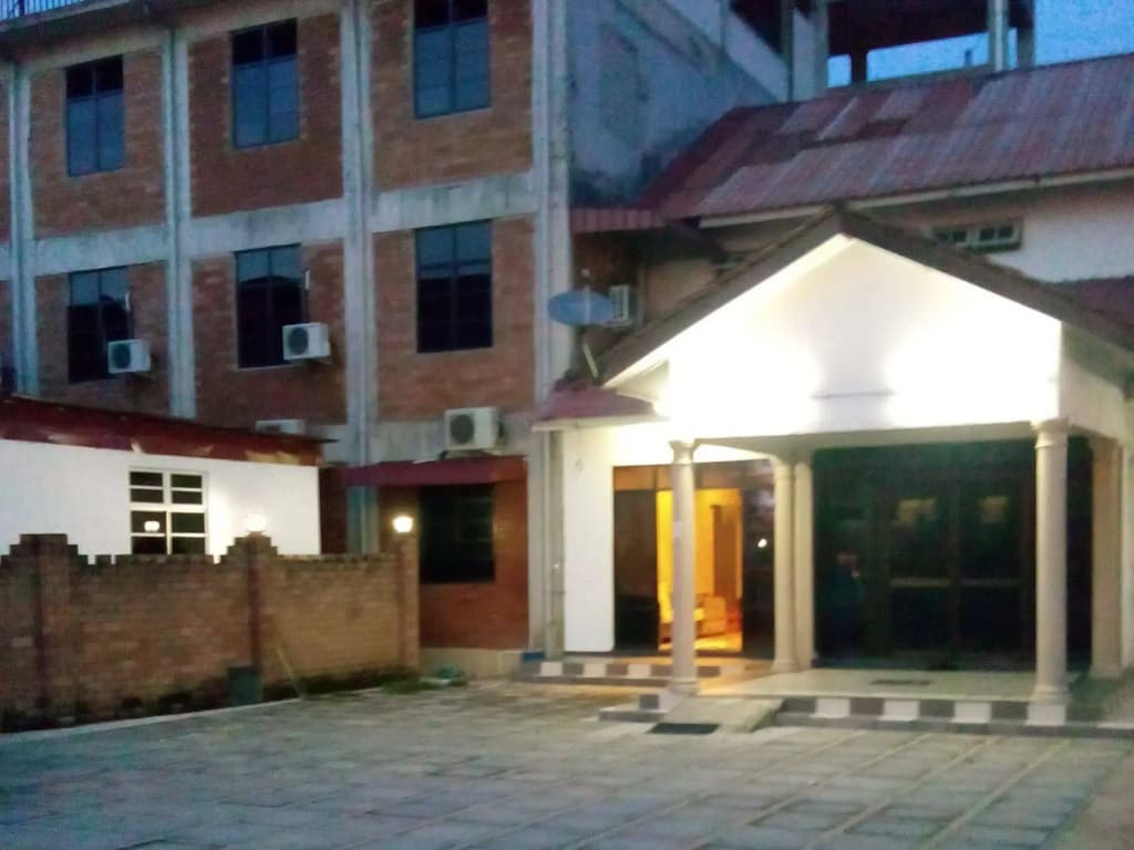 Al-inshirah Inn - photo 1