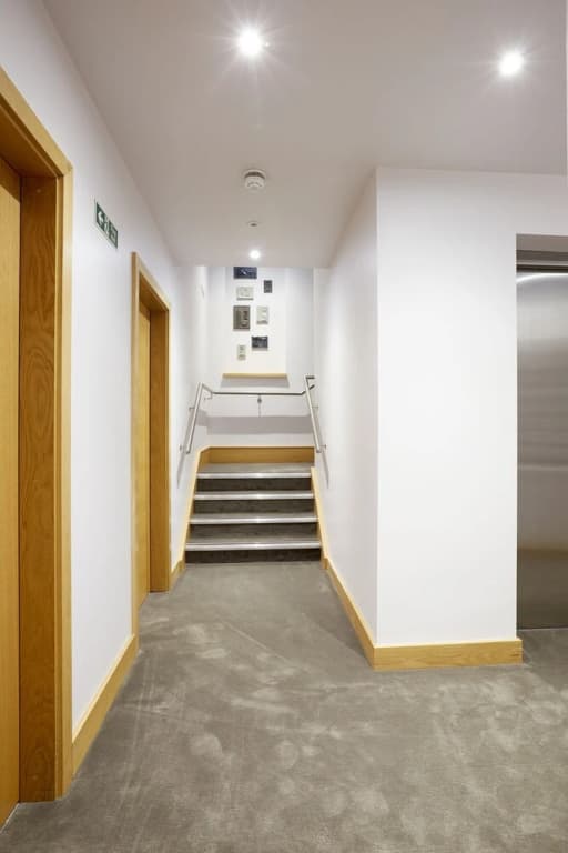 Edgware Road - photo 10