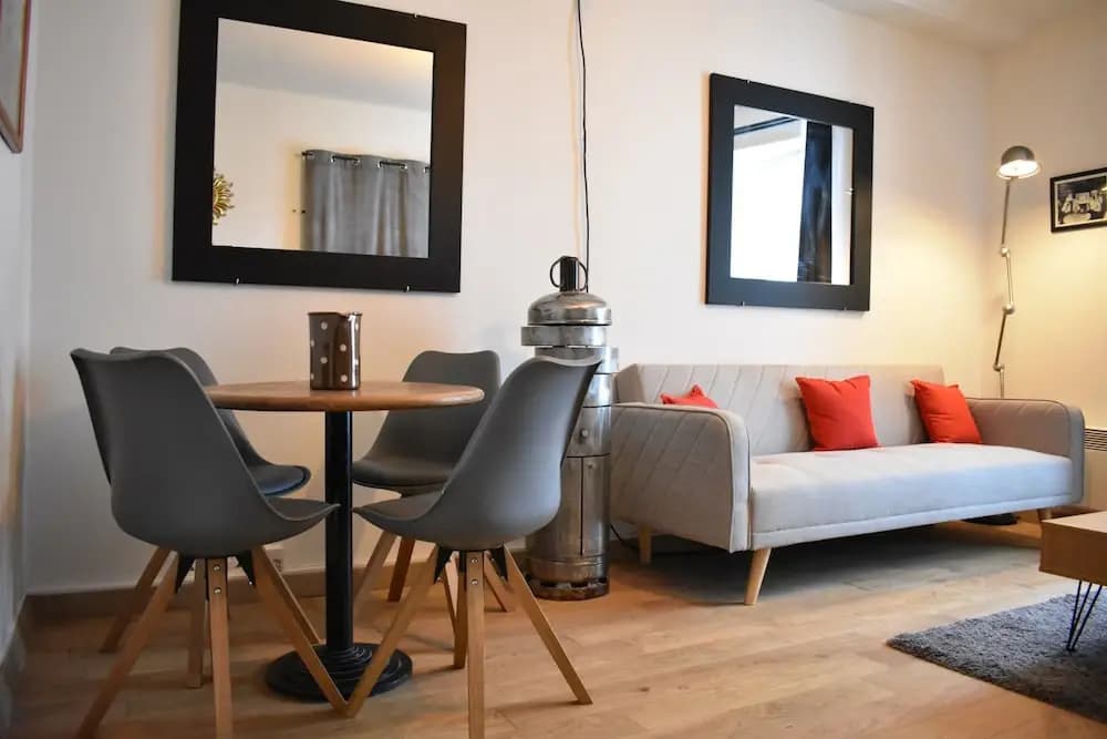 Spacious 1 Bedroom Apartment in Sacré Coeur - photo 9
