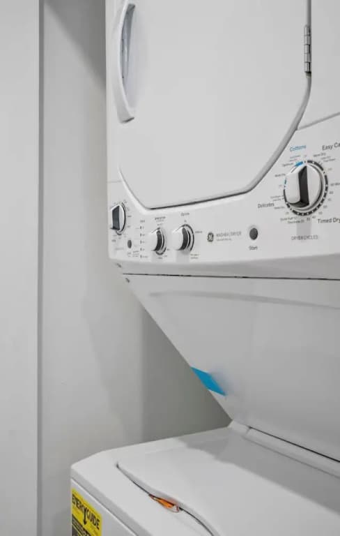 Miami Suite 304 - photo 16