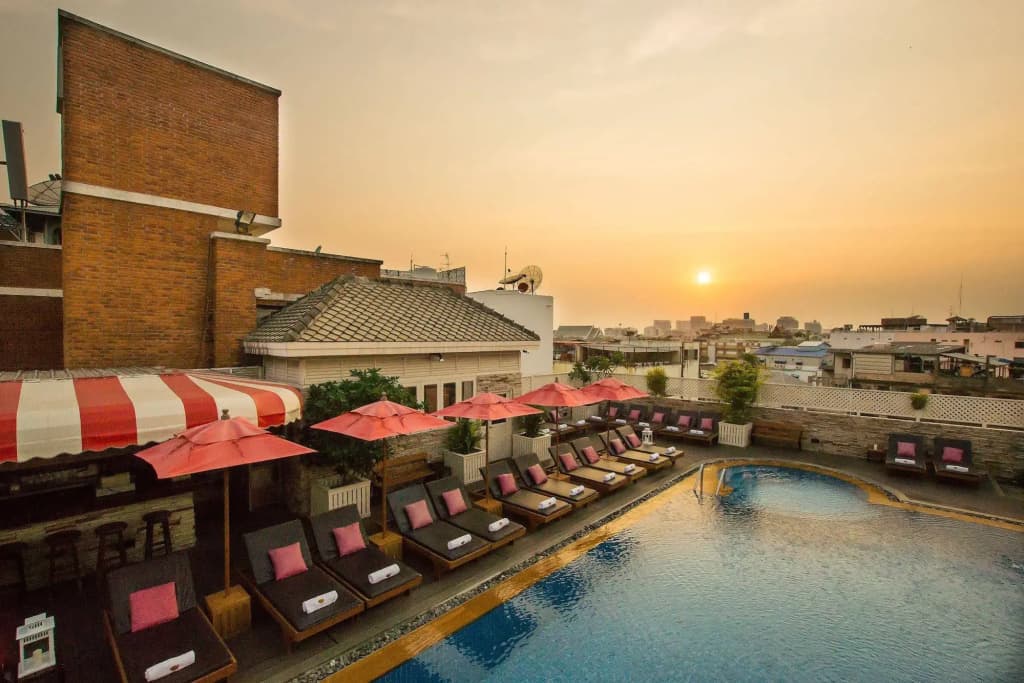 Buddy Boutique Inn - photo 14