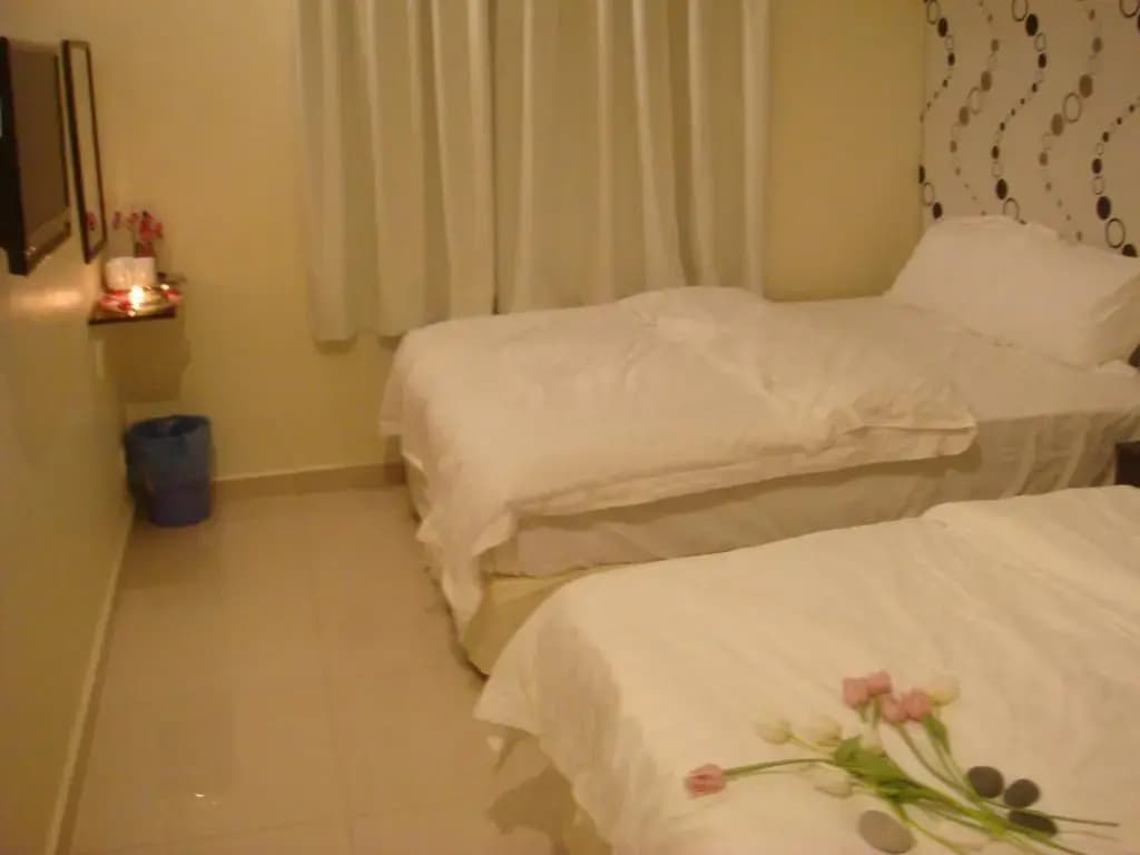 In@Hotel - photo 12