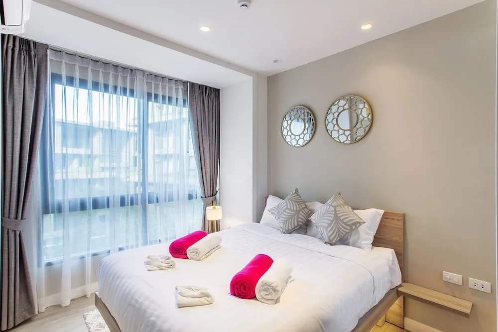 Apartment Near Bangtao Beach 2bdr 2bth - photo 2