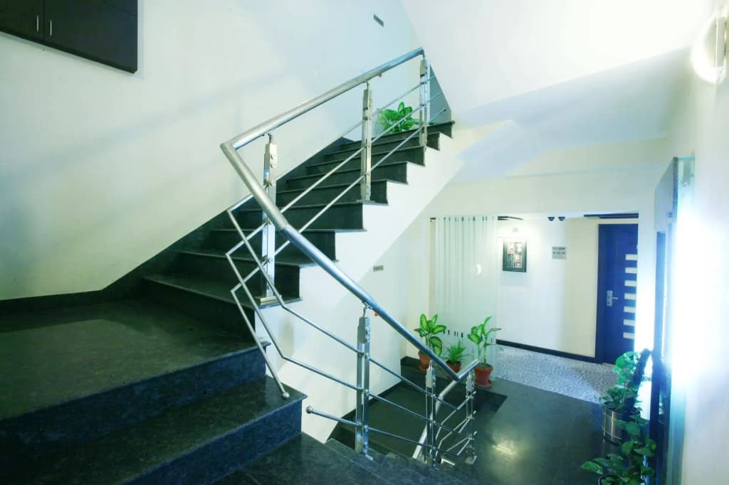 Karon Hotel - Lajpat Nagar - photo 5