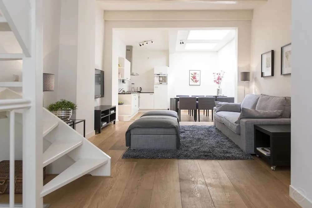 Stylish Canal House - photo 11