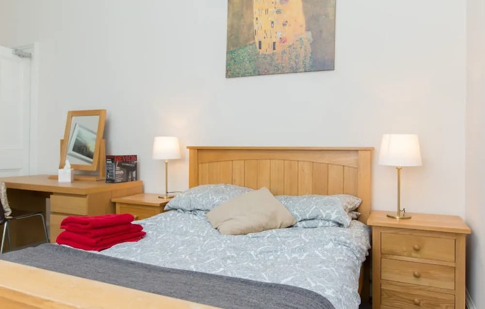 Spacious, Bright 5-br Flat for 10 in Edinburgh - photo 30