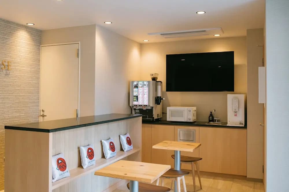 Tokyo Lai's House - photo 12