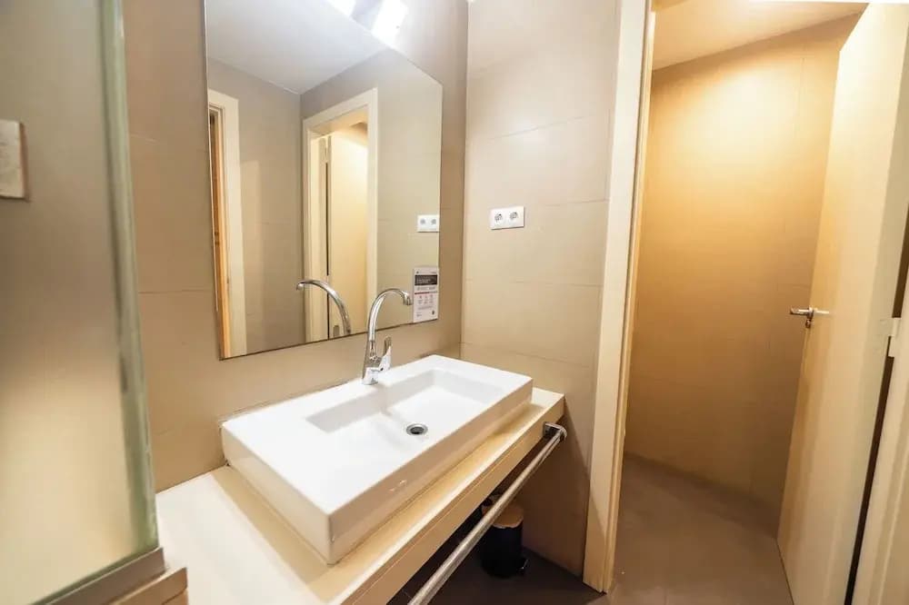 GG Hostel - photo 6