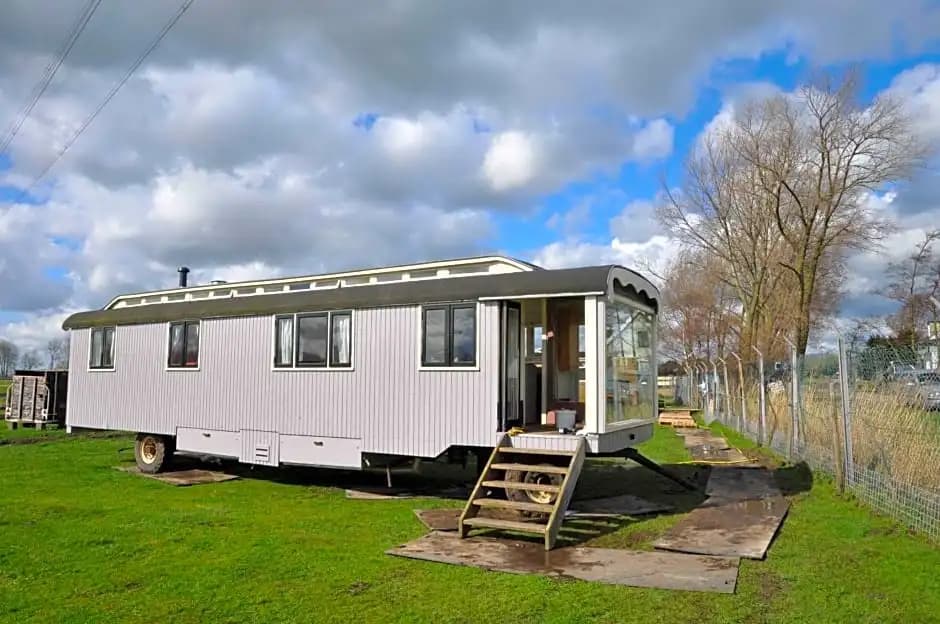 Gypsy Waggon - A villa on wheels - photo 1