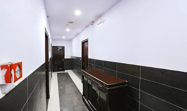 Hotel The Lazeez - photo 6
