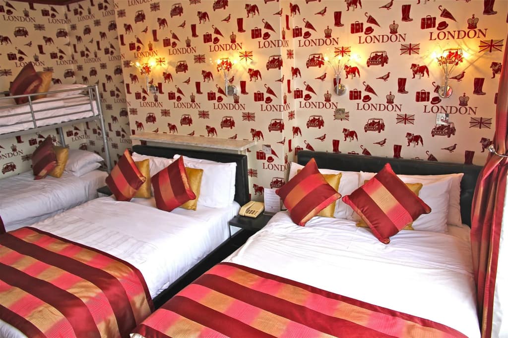Crompton Guest House - photo 9