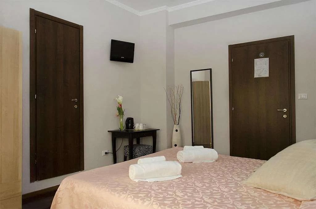 Liberty Vatican Suites - photo 4
