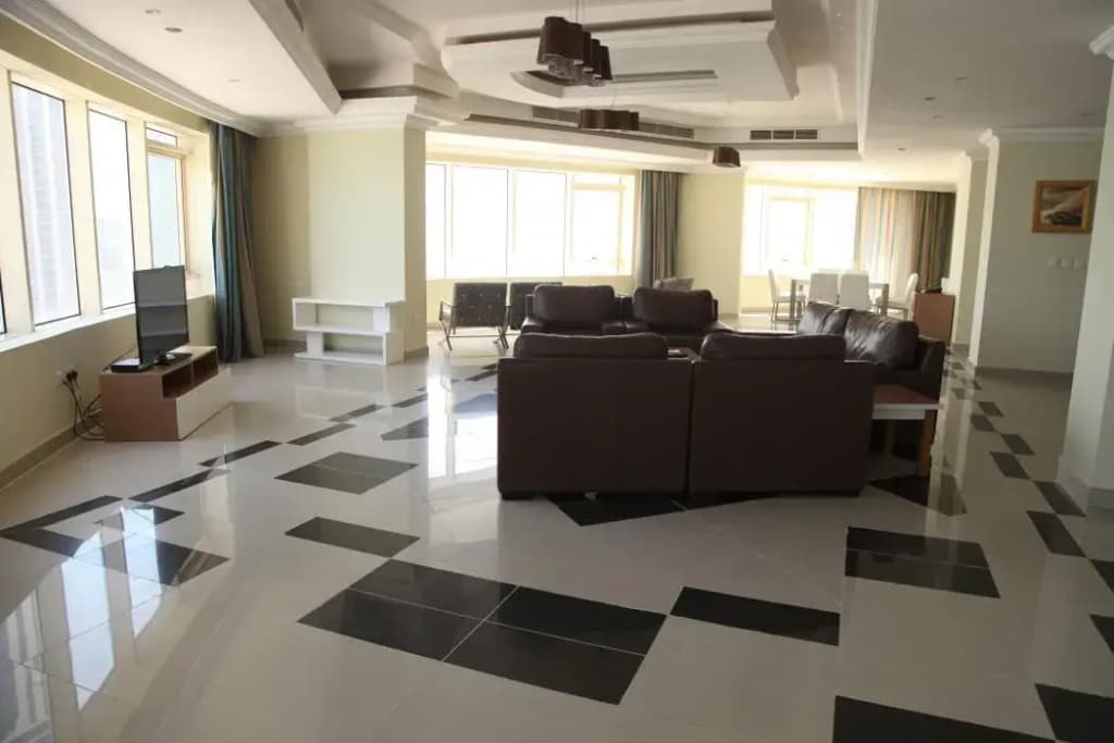 Magnum Hotel & Suites West Bay - photo 26