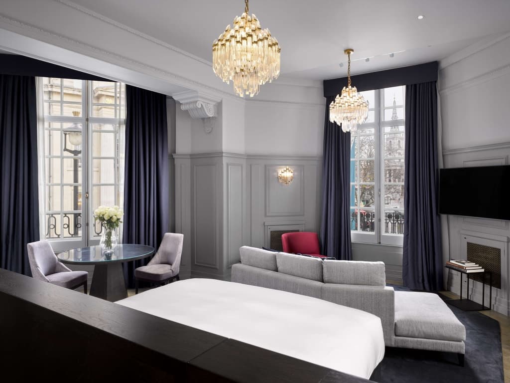 The Trafalgar St. James London, Curio Collection by Hilton - photo 3