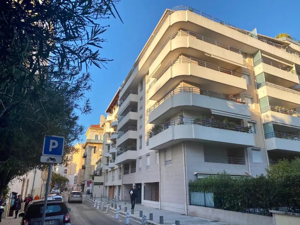 HEART of Nice- Modern Elegant 2BR Flat Big terrace - photo 1