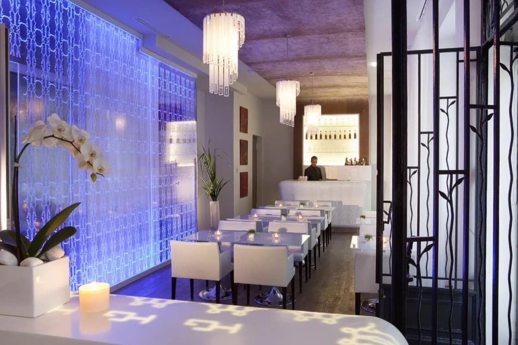 New Hotel République - photo 14