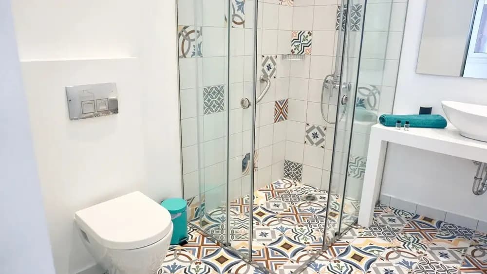 Lux Central Apt in Athens - photo 8