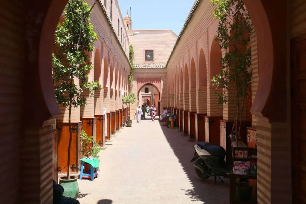 Literary Riad Hemingway - photo 4