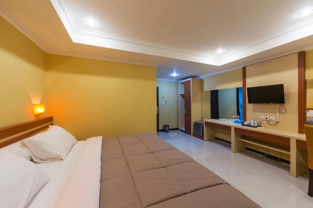RedDoorz Plus near Mall Bali Galeria 2 - photo 4