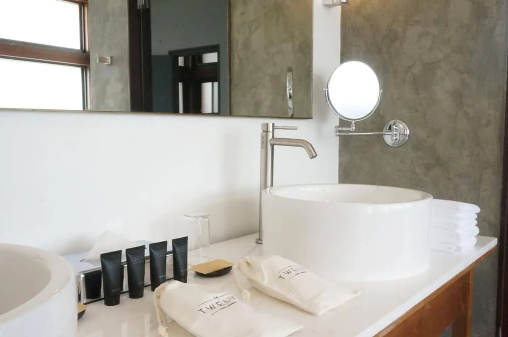 The Twelve Hotel - photo 8