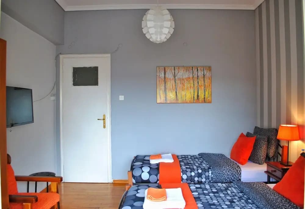 Athens Smart 3-room Apartment - photo 2