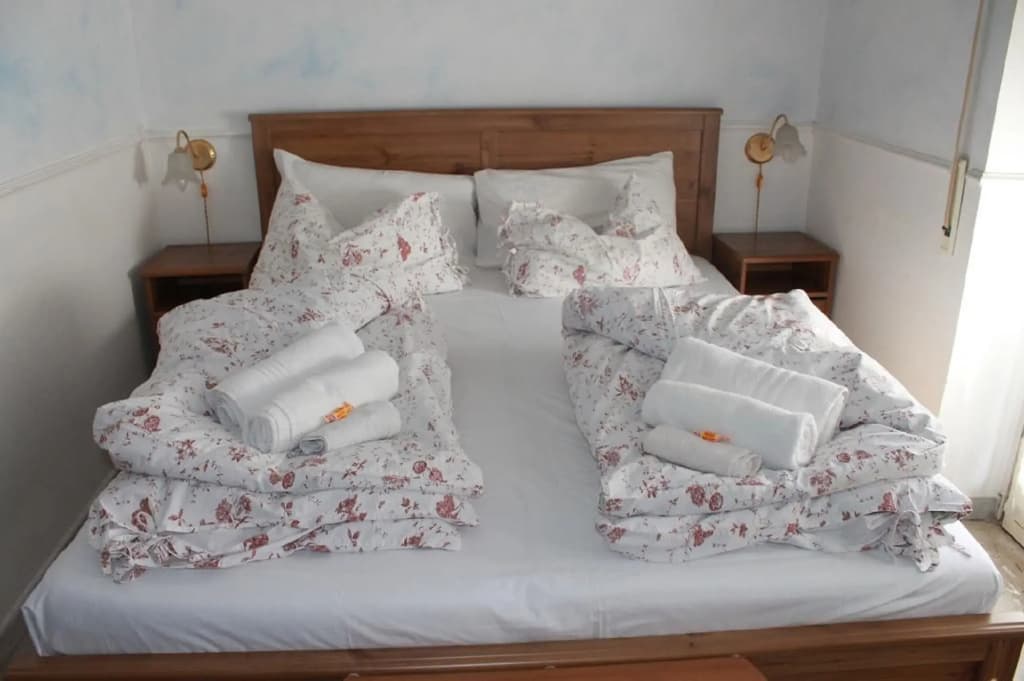 Aga Guesthouse - photo 2