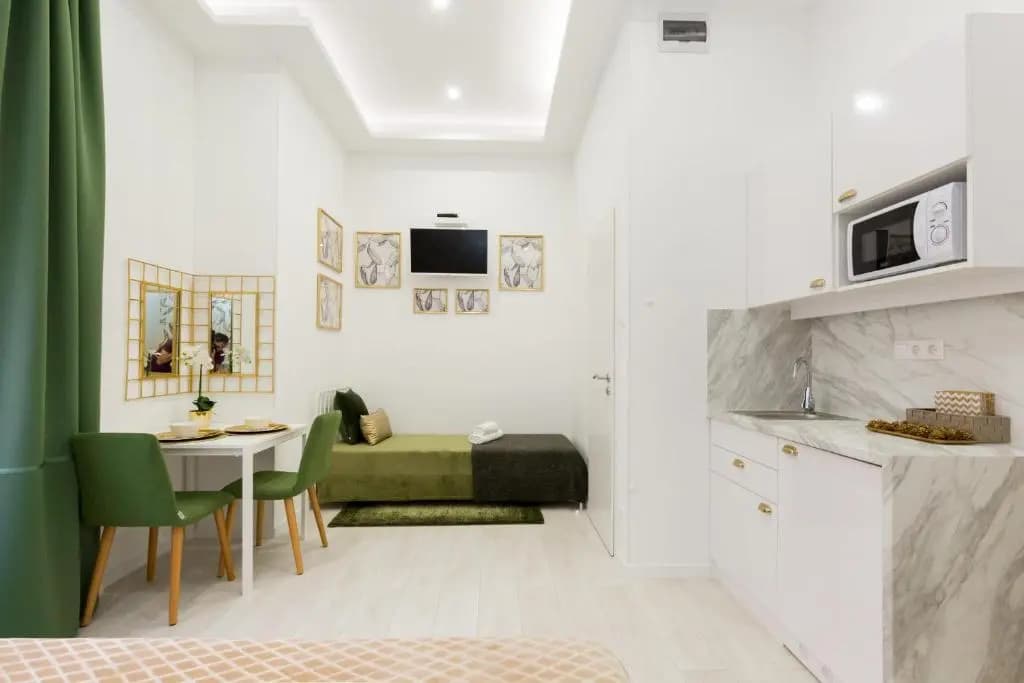 Modern studio with Balcony and AC - main photo