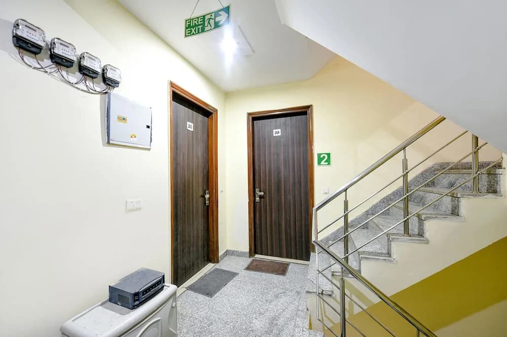 FabHotel Dwarka Residency - photo 10