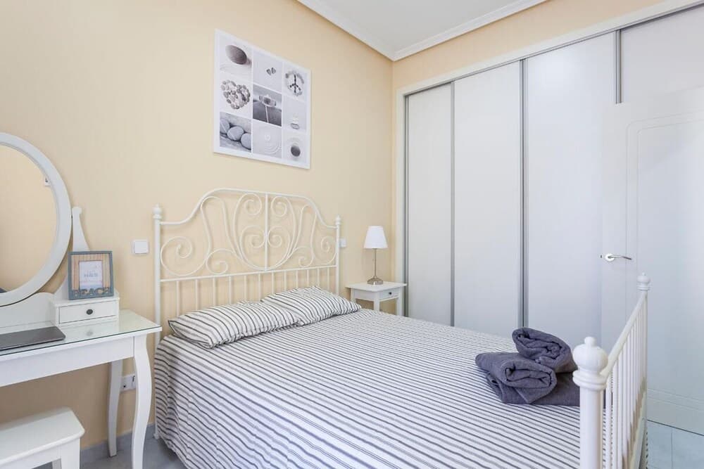 Sunny Urban Apt. Historic District - Sol - photo 6