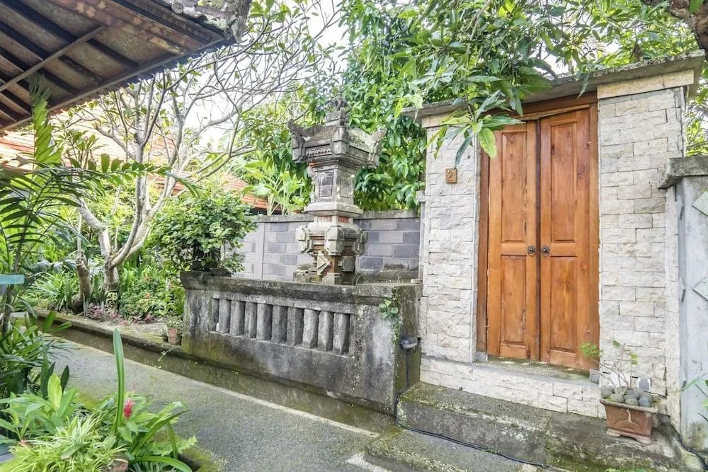 Sari Bamboo Bungalows - photo 47