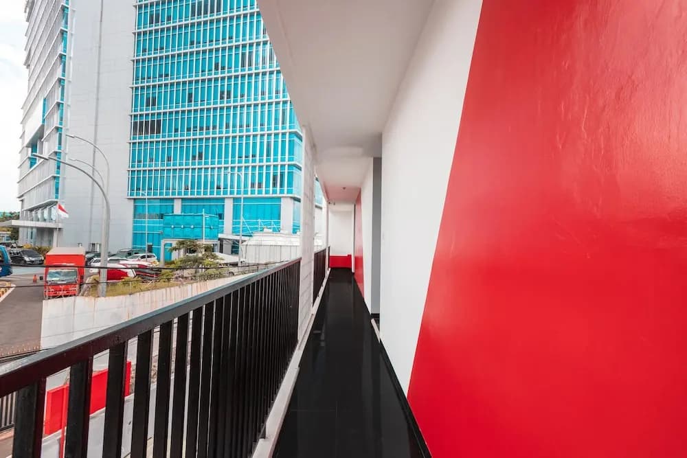 J&b Room Utan Kayu by OYO Rooms - photo 13