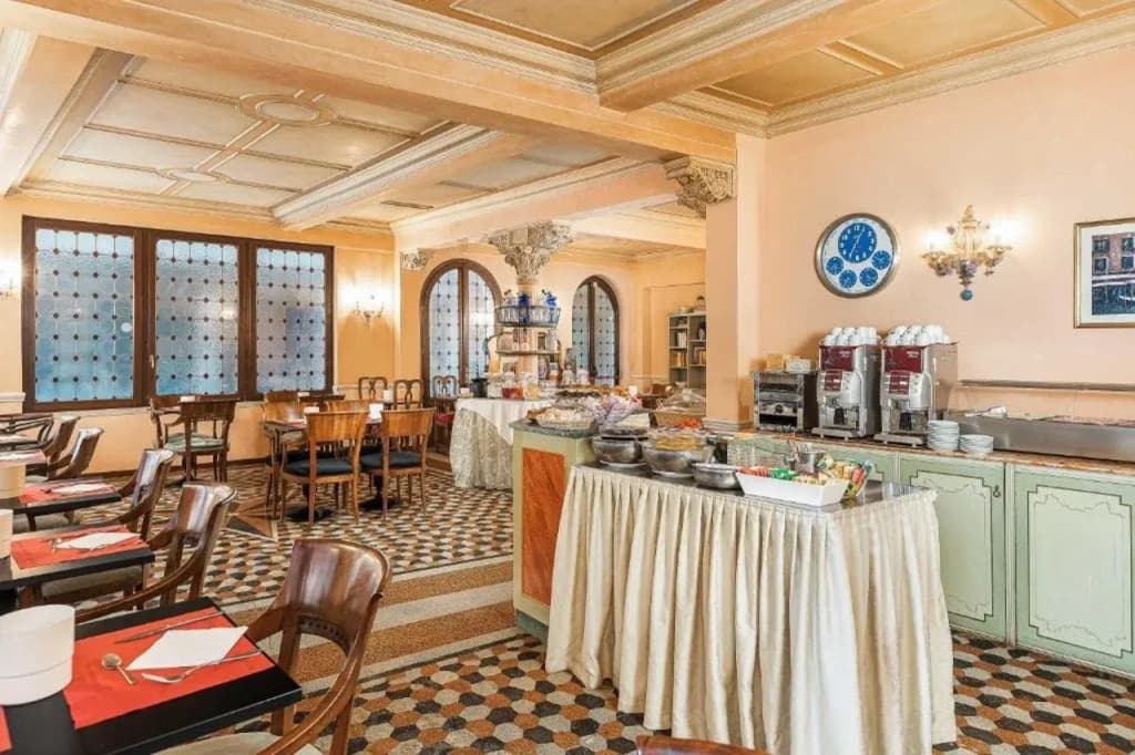 Hotel Marconi - photo 15