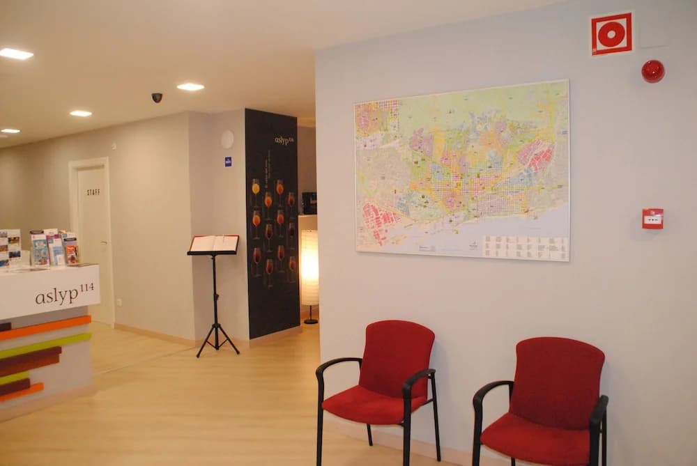 Hostal Aslyp 114 - photo 16