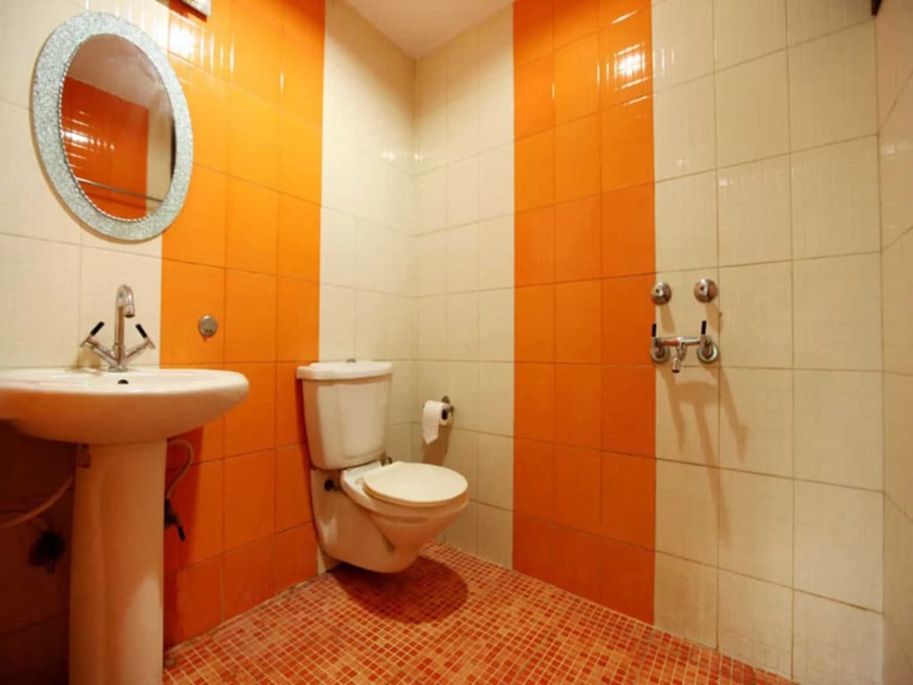 Airport Inn - photo 8