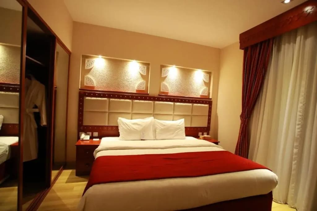 Al Liwan Suites Rawdat Al Khail - photo 5