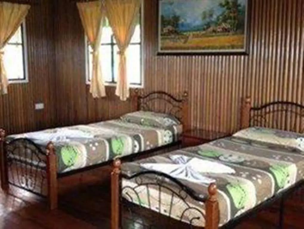 Borneo Tempurung Seaside Lodge - photo 1