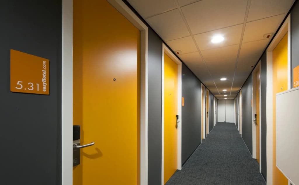 easyHotel Amsterdam Arena Boulevard - photo 14