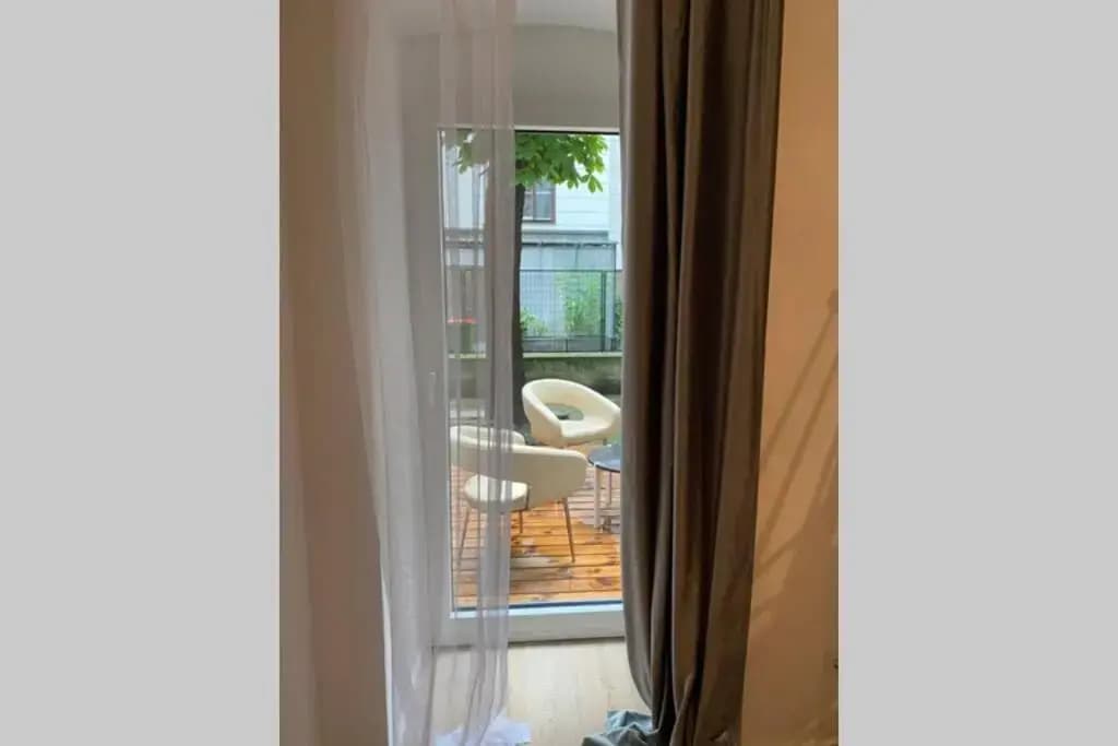 Atelier - Apartment with Garden - photo 8
