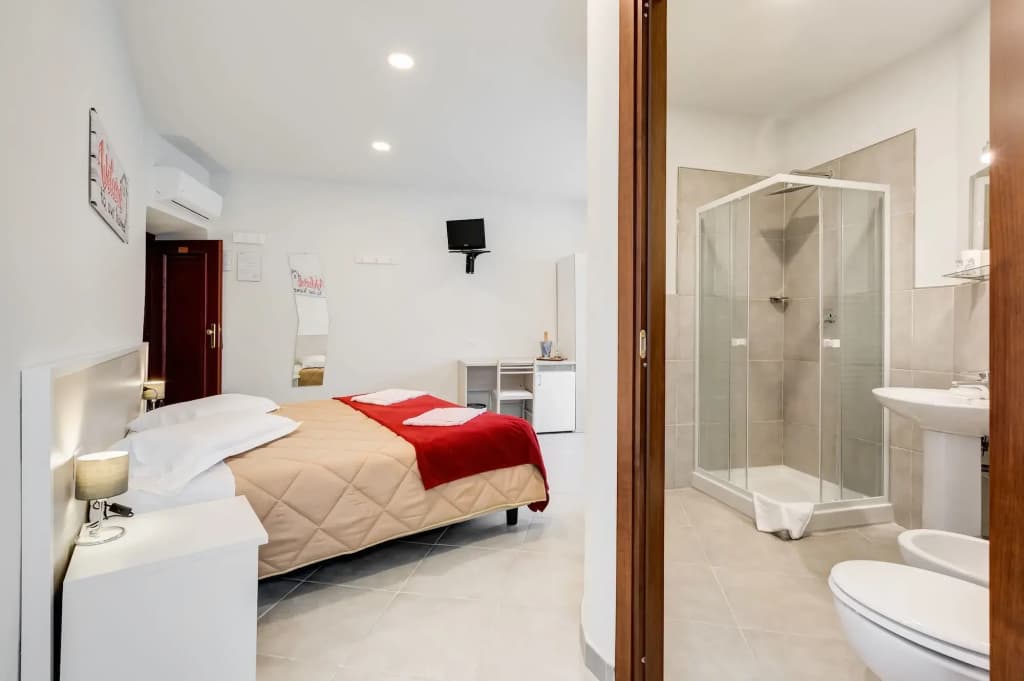 San Pietro Rooms Hotel - photo 8