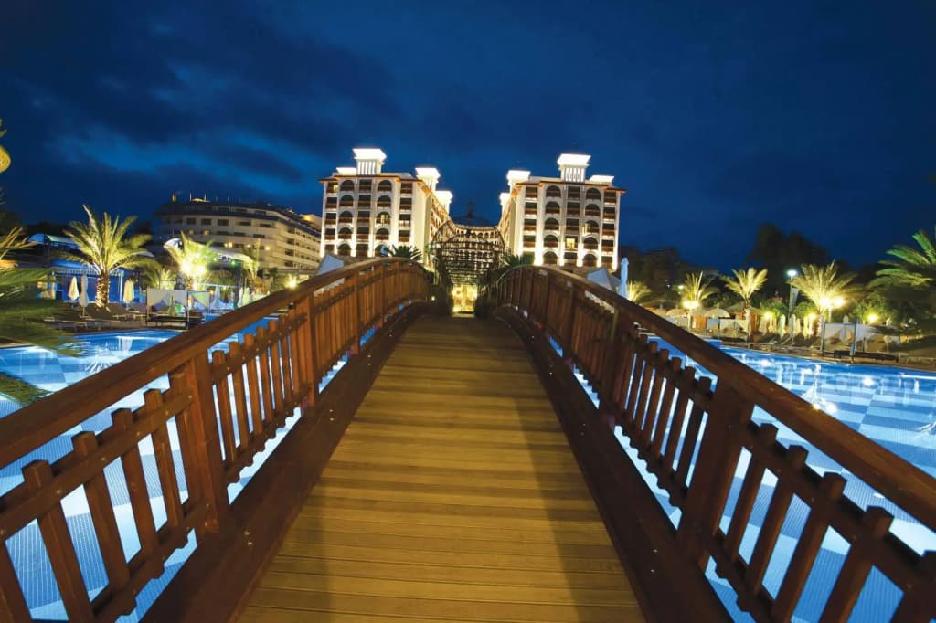 Quattro Beach Spa & Resort Hotel - photo 21