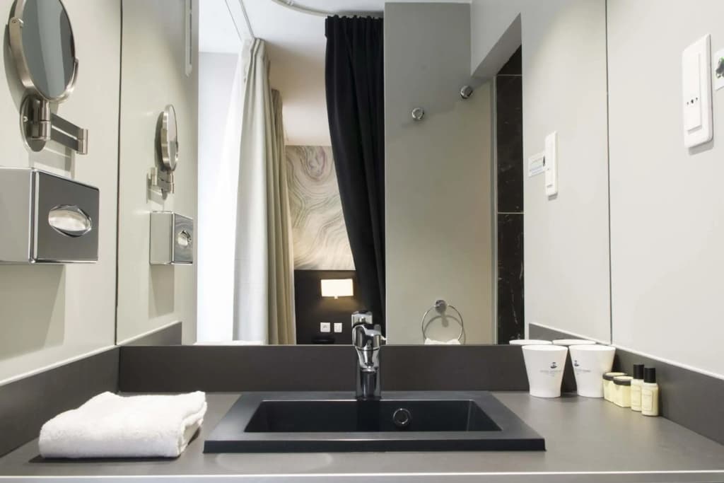 Hotel Queen Mary Paris - photo 8
